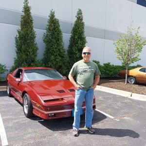 Meet your Posher, Gary